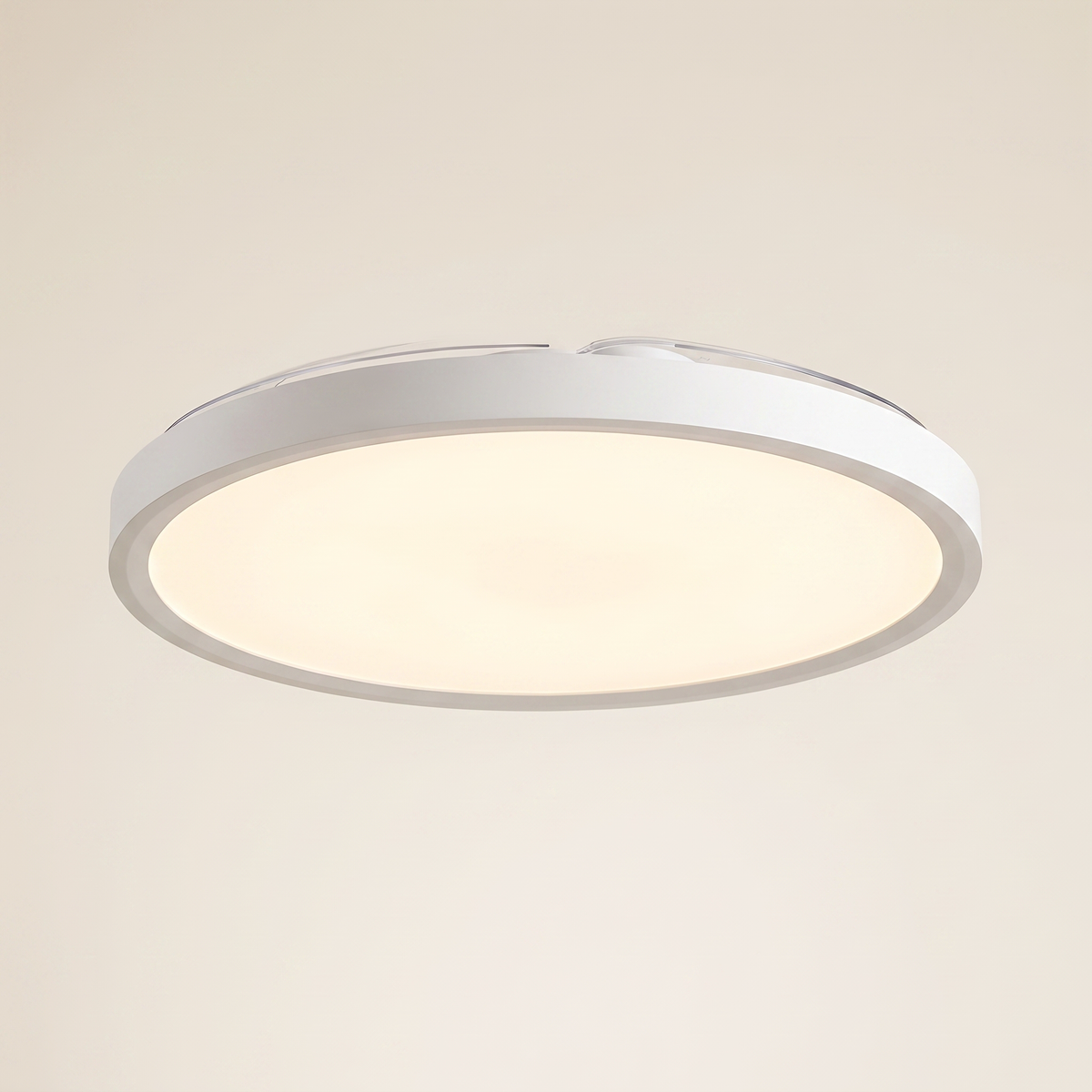 Vane | Ultra slim ceiling fan with light